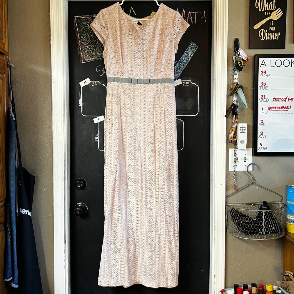 LC Lauren Conrad Runway dress